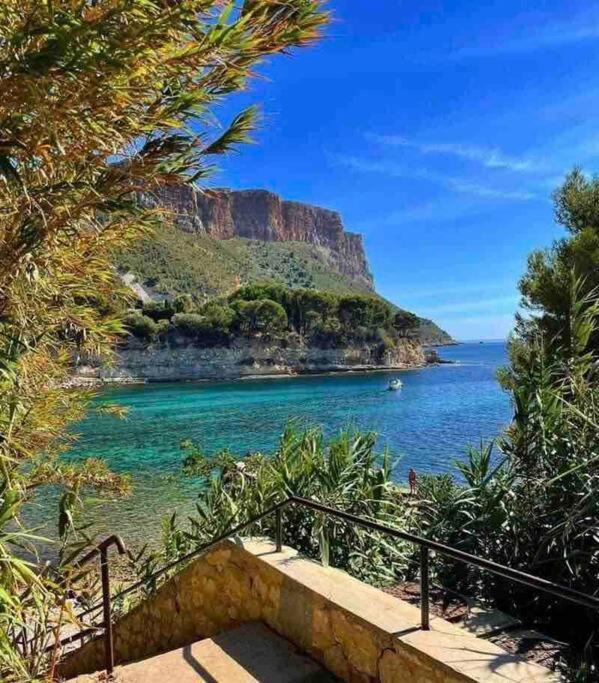 Duplex Au Coeur Du Village De Cassis Buitenkant foto